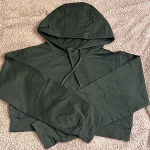 NVGTN Cropped Hoodie!